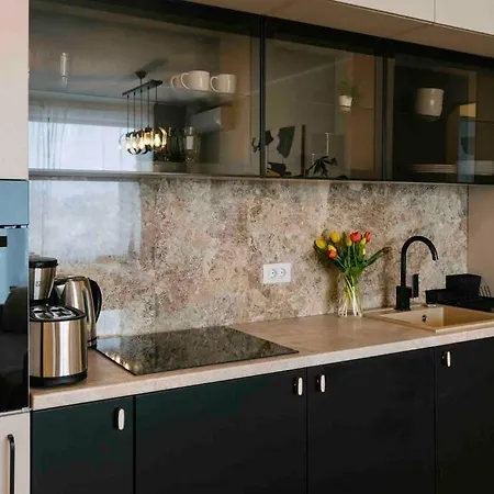 Sunny 2br Flat-top Location-amazing Views Bucharest