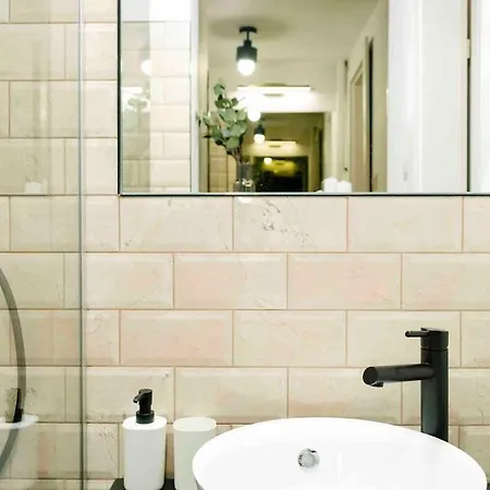 Apartment Sunny 2br Flat-top Location-amazing Views Bucharest