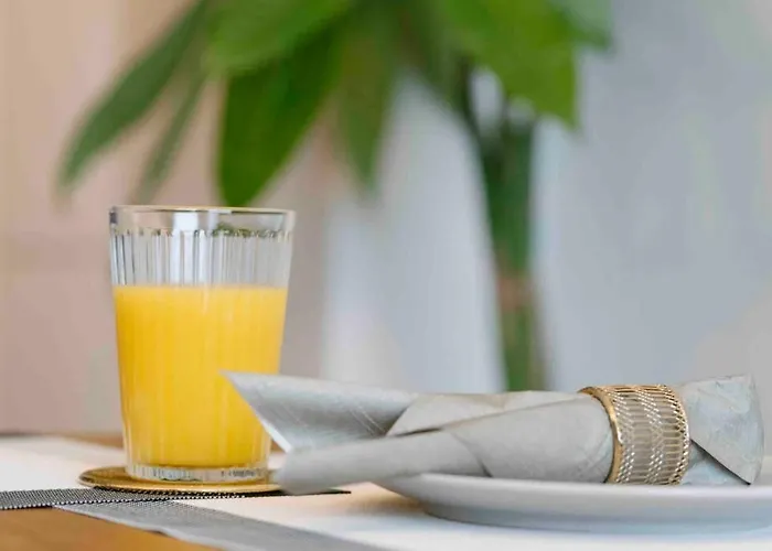 Lägenhet Sunny 2br Flat-top Location-amazing Views *