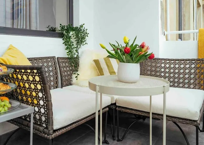 Sunny 2br Flat-top Location-amazing Views Bucarest