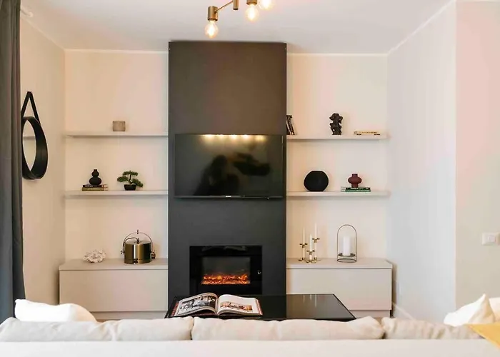 Sunny 2br Flat-top Location-amazing Views Bucareste
