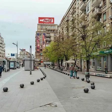 Sunny 2br Flat-top Location-amazing Views Daire