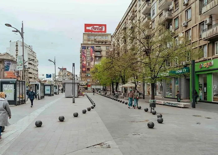 Sunny 2br Flat-top Location-amazing Views 公寓